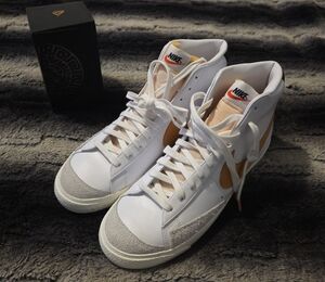 Nike Men's White and Tan High-Top Sneakers